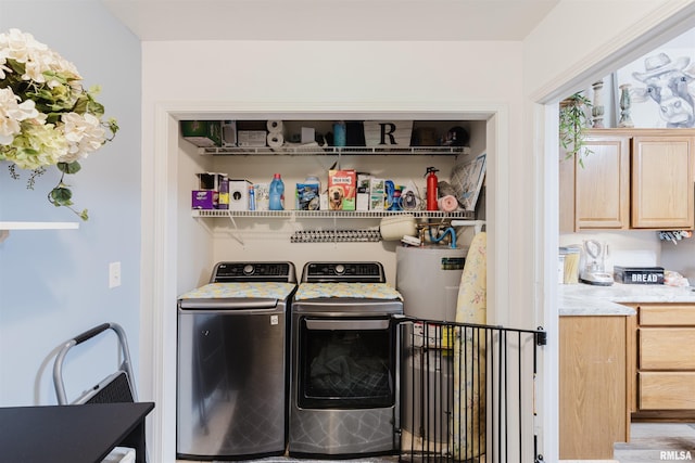 1710 Broeking Rd, Marion, IL 62959 - washroom featuring separate washer and dryer and water heater