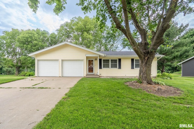 807 18th St, Rapids City, IL 61278 - photo 1