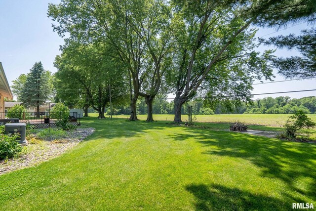 807 18th St, Rapids City, IL 61278 - photo 36