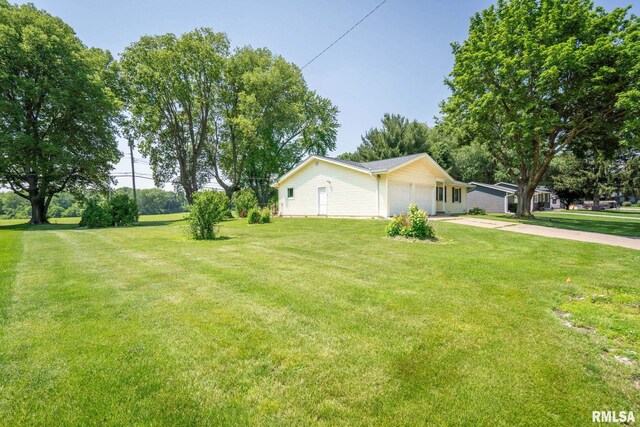 807 18th St, Rapids City, IL 61278 - photo 41