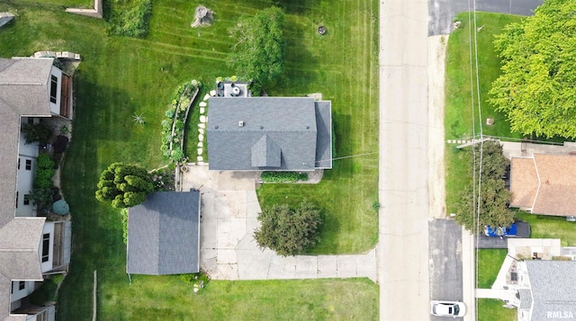 115 4th St, Fulton, IL 61252 - drone / aerial view