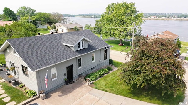 115 4th St, Fulton, IL 61252 - view from above of property with a large body of water