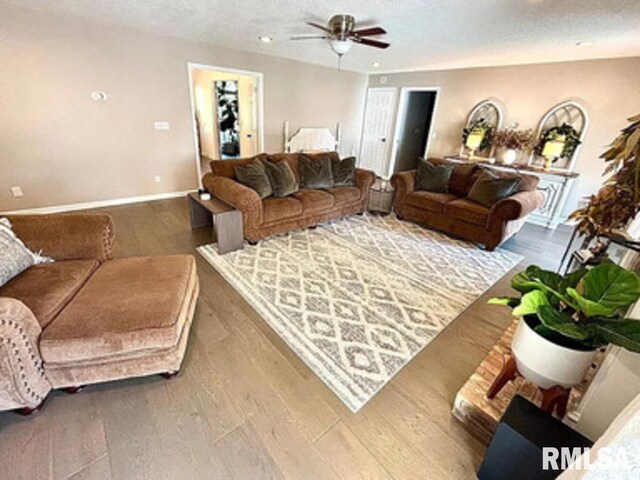 504 Arbor Dr, Carterville, IL 62918 - photo 9