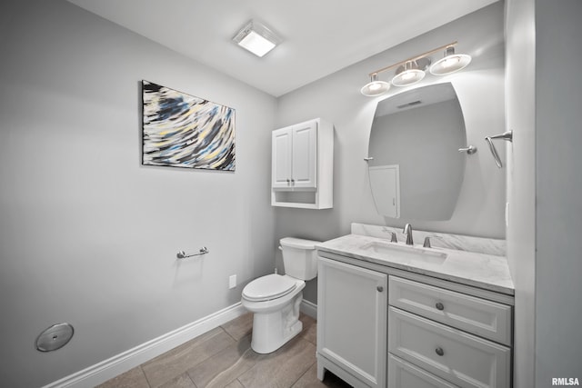 5 High Point Pl, Bettendorf, IA 52722 - bathroom with vanity and toilet
