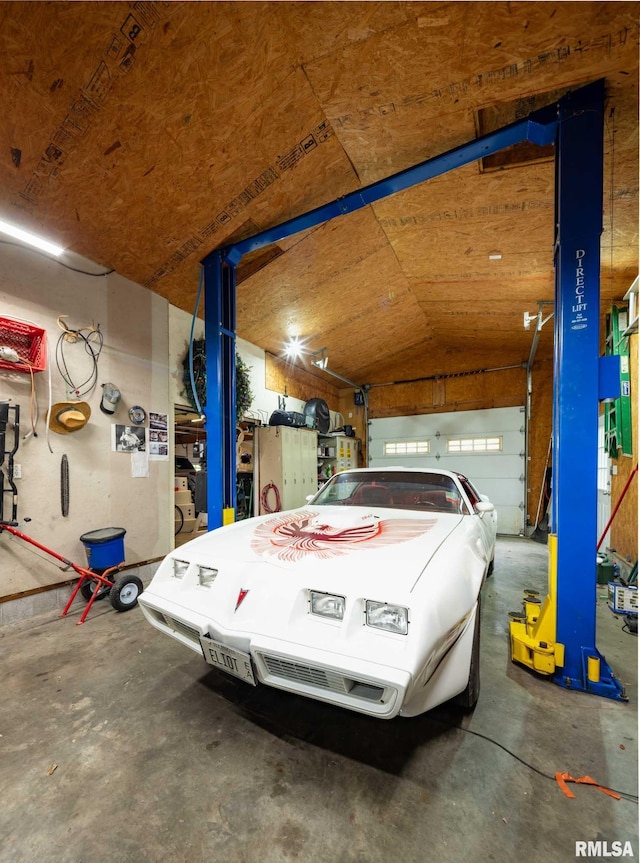 1300 W Brewster Rd, Herrin, IL 62948 - view of garage