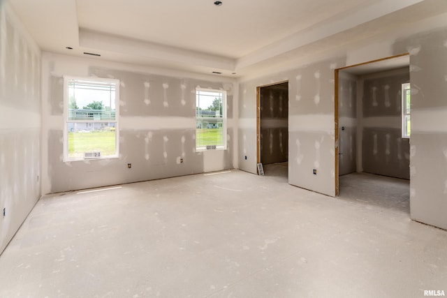 109 Brase St, Marion, IL 62959 - empty room with a tray ceiling