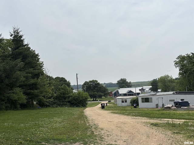 131 Broadway St, Charlotte, IA 52731 - photo 3