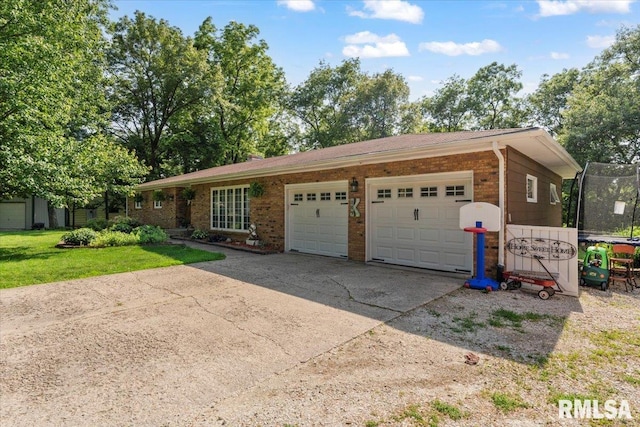 109 Hillcrest Dr, Geneseo, IL 61254 - photo 4