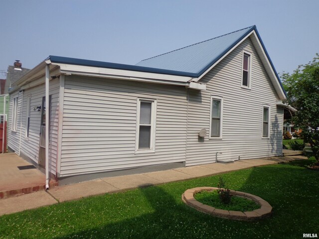 1706 Chestnut St, Quincy, IL 62301