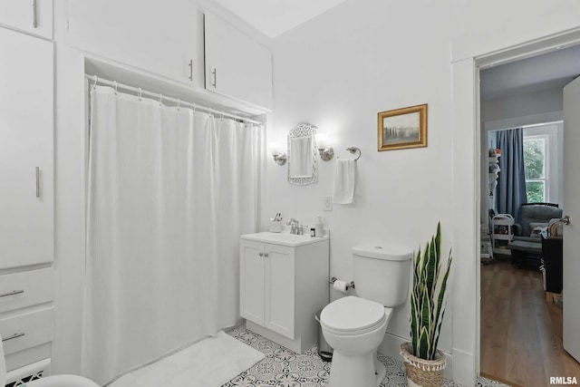 3123 Commodore St, Davenport, IA 52802 - full bathroom featuring vanity and a shower with curtain