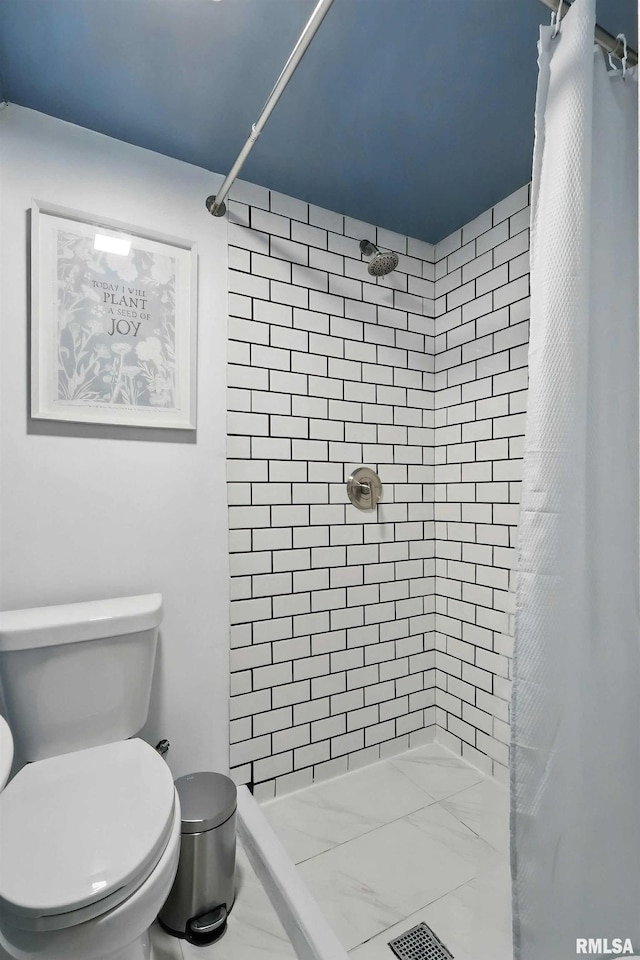 3123 Commodore St, Davenport, IA 52802 - bathroom with a stall shower and marble finish floors