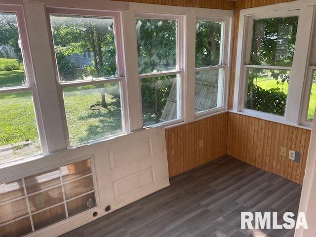 420 15th St, Silvis, IL 61282 - photo 19