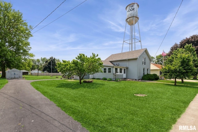 321 3rd Ave, Low Moor, IA 52757 - photo 5