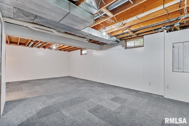 3611 75th St, Moline, IL 61265 - basement featuring carpet
