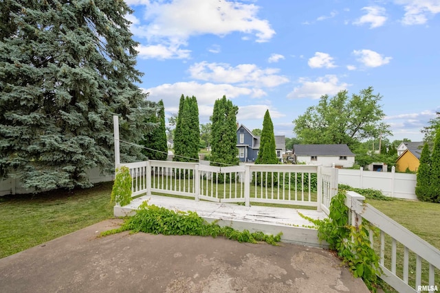 320 16th Ave N, Clinton, IA 52732 - view of patio / terrace featuring a residential view and a wooden deck