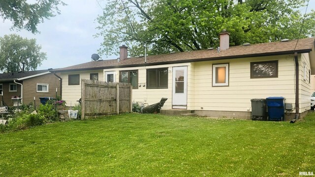 2613-2615 Magnolia Dr Unit 2, Bettendorf, IA 52722 - photo 2