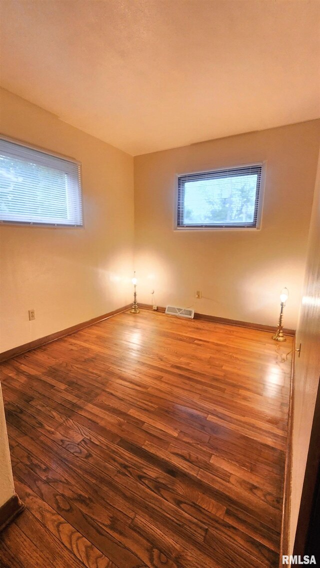 2613-2615 Magnolia Dr Unit 2, Bettendorf, IA 52722 - photo 7