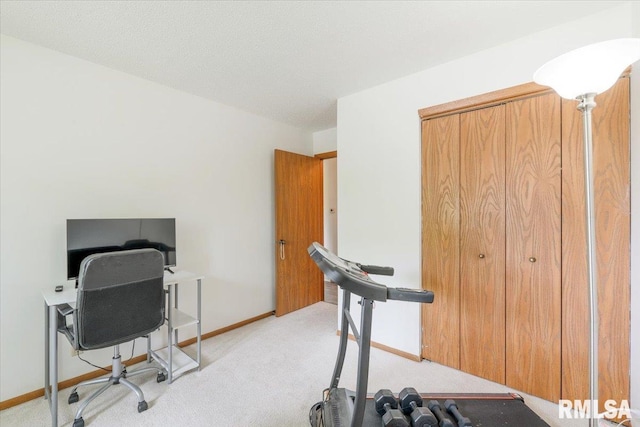 4725 Kynnelworth Dr Unit 8, Bettendorf, IA 52722 - office space with light colored carpet and baseboards