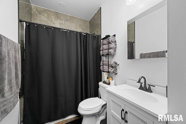 2531 5th St, Moline, IL 61265 - bathroom featuring vanity and toilet