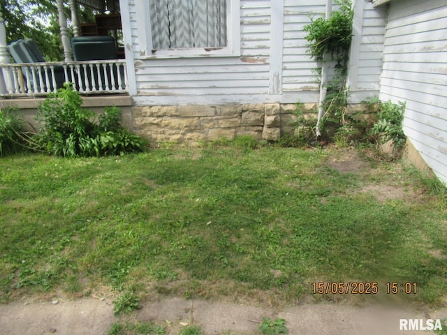 606 Meridian St Unit 1 & 2, Tipton, IA 52772 - view of yard