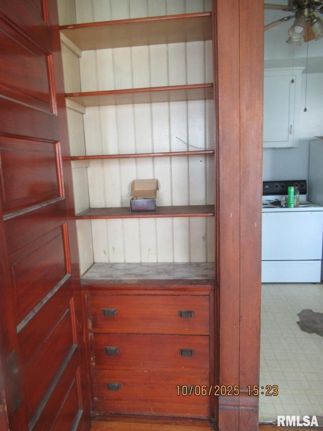 606 Meridian St Unit 1 & 2, Tipton, IA 52772 - view of storage area