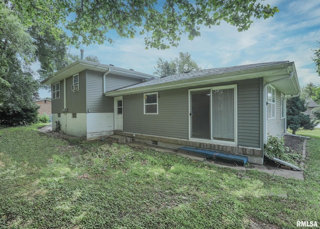 108 W 15th Ave, Coal Valley, IL 61240 - photo 4