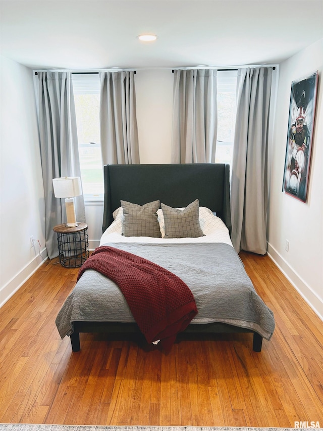 323 N Vail St, Geneseo, IL 61254 - bedroom featuring wood finished floors