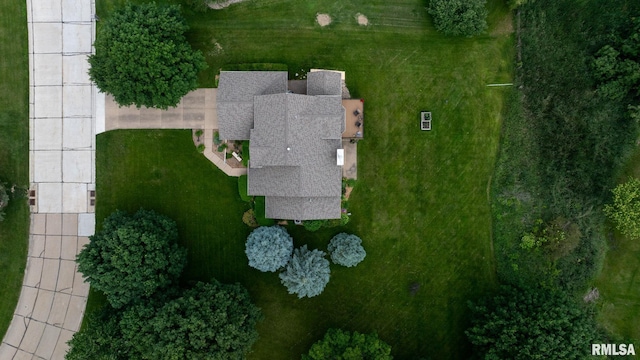 1010 Meadows Cir, Bettendorf, IA 52722 - aerial view of property and surrounding area