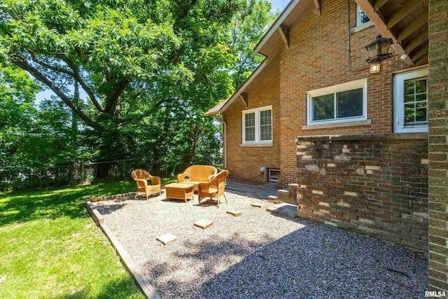 850 27th St, Rock Island, IL 61201 - view of yard with a patio area