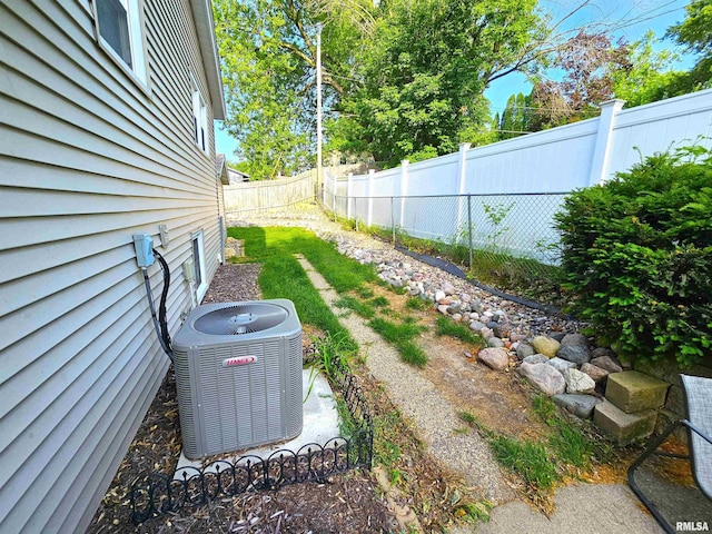 315 Colony Dr, Davenport, IA 52806 - view of fenced backyard