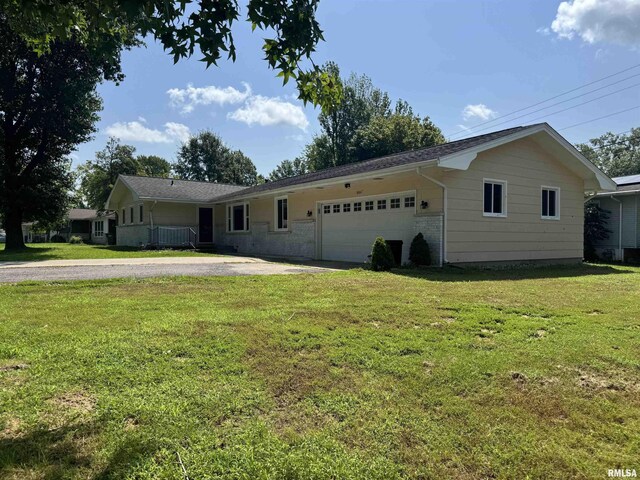 301 Lakeshore Dr, Carterville, IL 62918 - photo 3