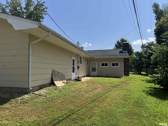 301 Lakeshore Dr, Carterville, IL 62918 - photo 5