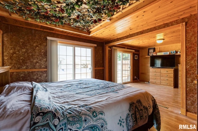 1445 Lawrence Ave, Camanche, IA 52730 - bedroom with light wood finished floors