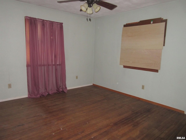 318 Meadowcrest Dr, Andover, IL 61233 - unfurnished room with ceiling fan and wood finished floors
