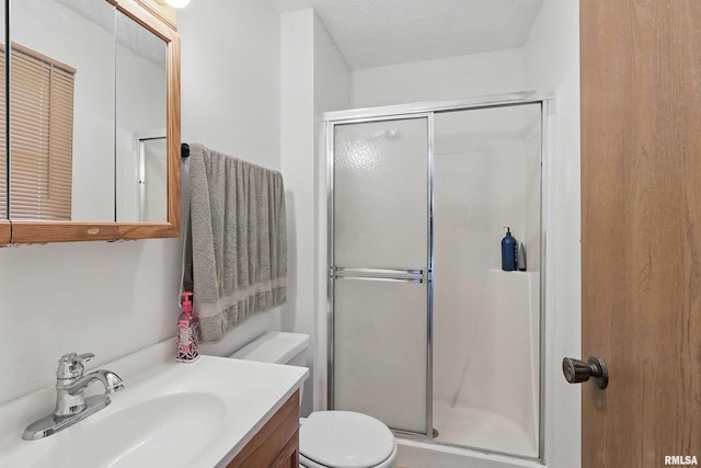 1426 W 48th St, Davenport, IA 52806 - full bath with a stall shower and vanity