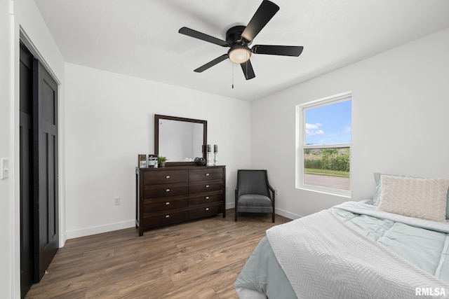 813 Williams Way, Carbon Cliff, IL 61239 - bedroom with wood finished floors and ceiling fan
