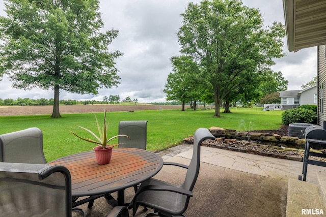 1514 E Willow Dr, Marion, IL 62959 - view of patio / terrace featuring outdoor dining area