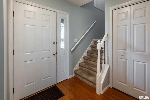 1514 E Willow Dr, Marion, IL 62959 - entryway with dark wood finished floors and stairs