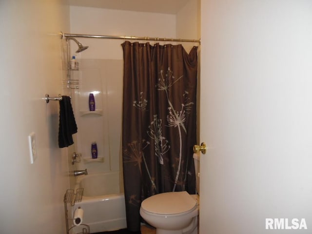 1444 Prospect Ave, Clinton, IA 52732 - full bath featuring shower / bath combo with shower curtain and toilet