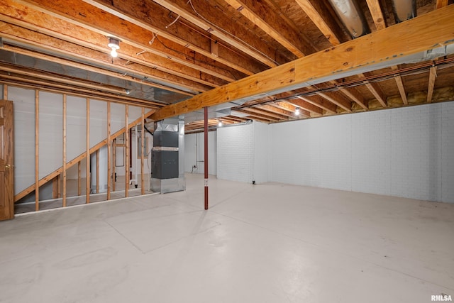 10 Briarwood Ln Unit 10, Rock Island, IL 61201 - unfinished basement with heating unit