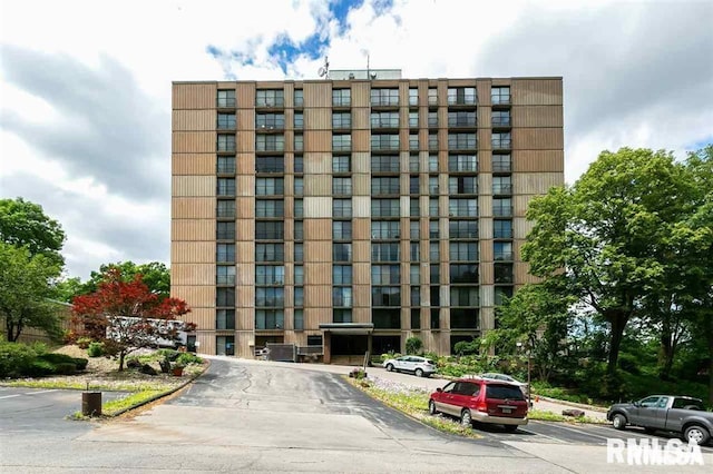 1800 7th St Unit 6D, East Moline, IL 61244 - photo 1