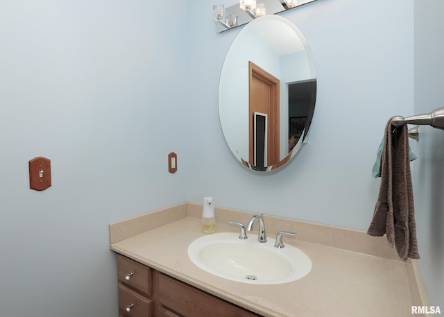 2035 N Gayman Ave, Davenport, IA 52804 - bathroom featuring vanity