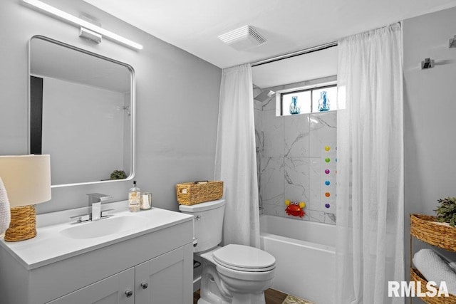 3307 Clover Hills Dr, Bettendorf, IA 52722 - full bath with vanity and shower / bath combination with curtain