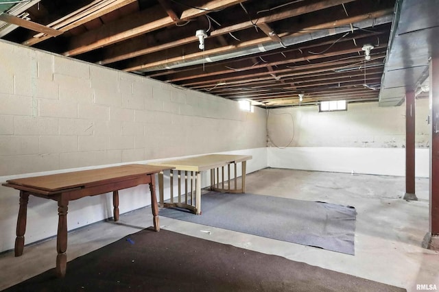2348 24 1/2 St, Rock Island, IL 61201 - view of below grade area