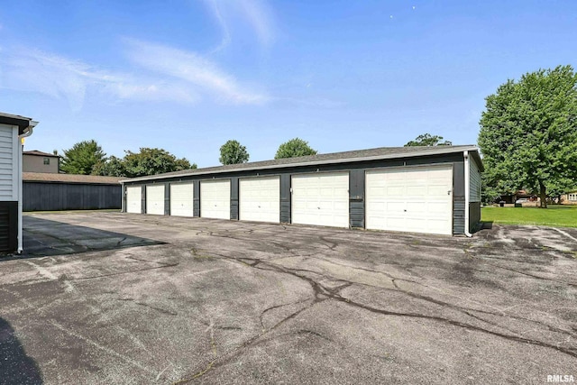 3045 4th St Unit 1, Moline, IL 61265 - view of garage