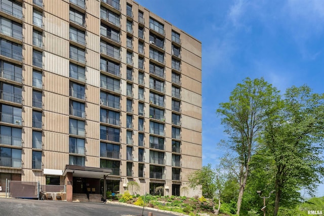 1800 7th St Unit 7A, East Moline, IL 61244 - view of building exterior
