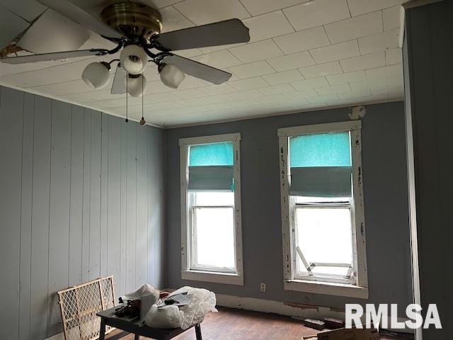 423 9th Ave S, Clinton, IA 52732 - photo 7