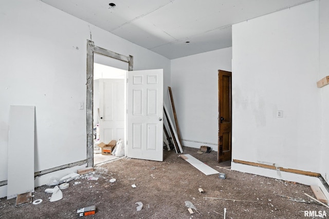 1614 W 3rd St, Davenport, IA 52802 - view of empty room