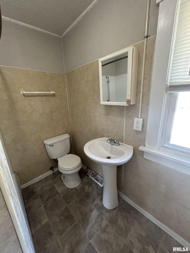 239 15th Ave, East Moline, IL 61244 - bathroom featuring toilet