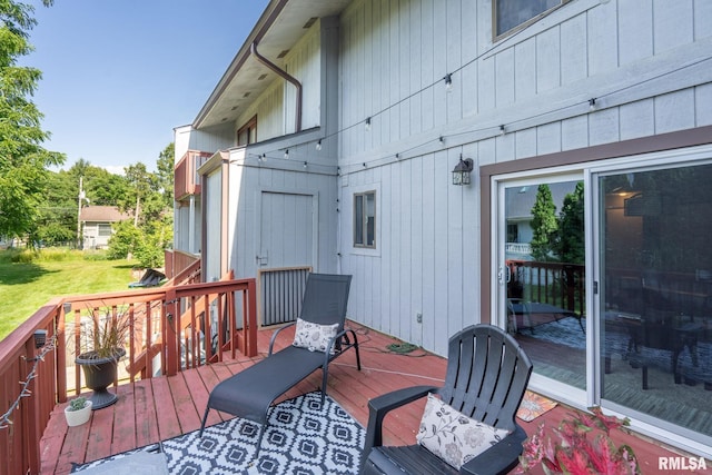 493 44th Avenue Ct, East Moline, IL 61244 - wooden terrace with a lawn
